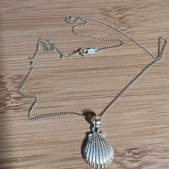 14kt gold chain, I accept offers, I have a lot of jewelr - Picture 7 of 8